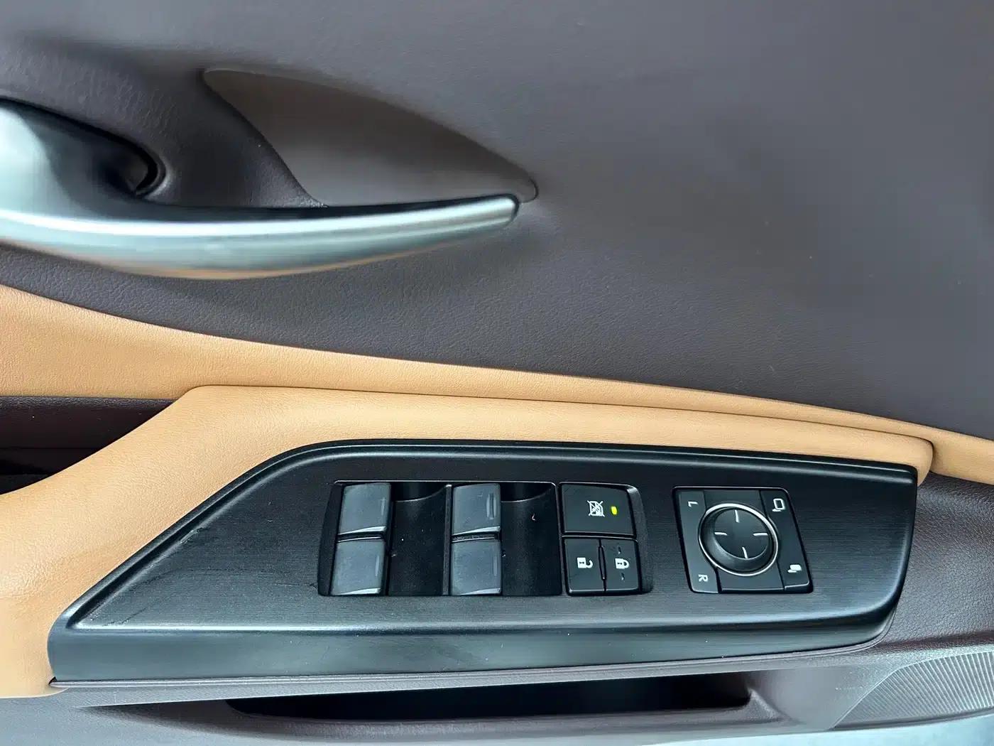 Lexus ES 2018 260 Premium Edition (China VI Emission Standard) — миниатюра 13