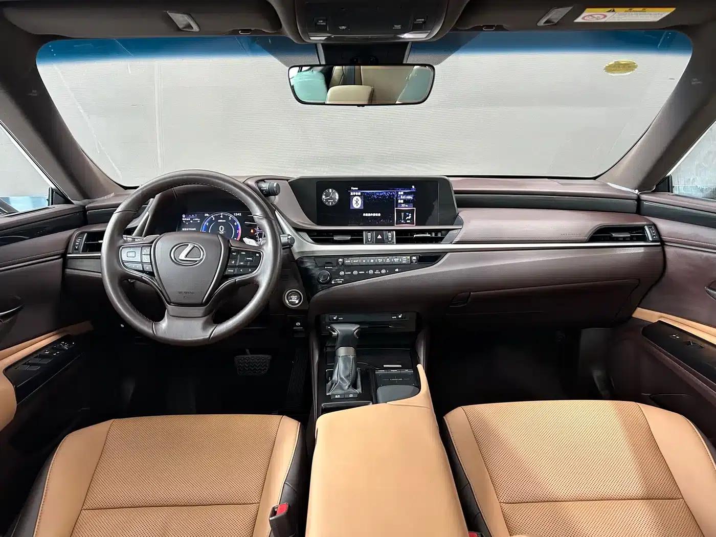 Lexus ES 2018 260 Premium Edition (China VI Emission Standard) — миниатюра 6