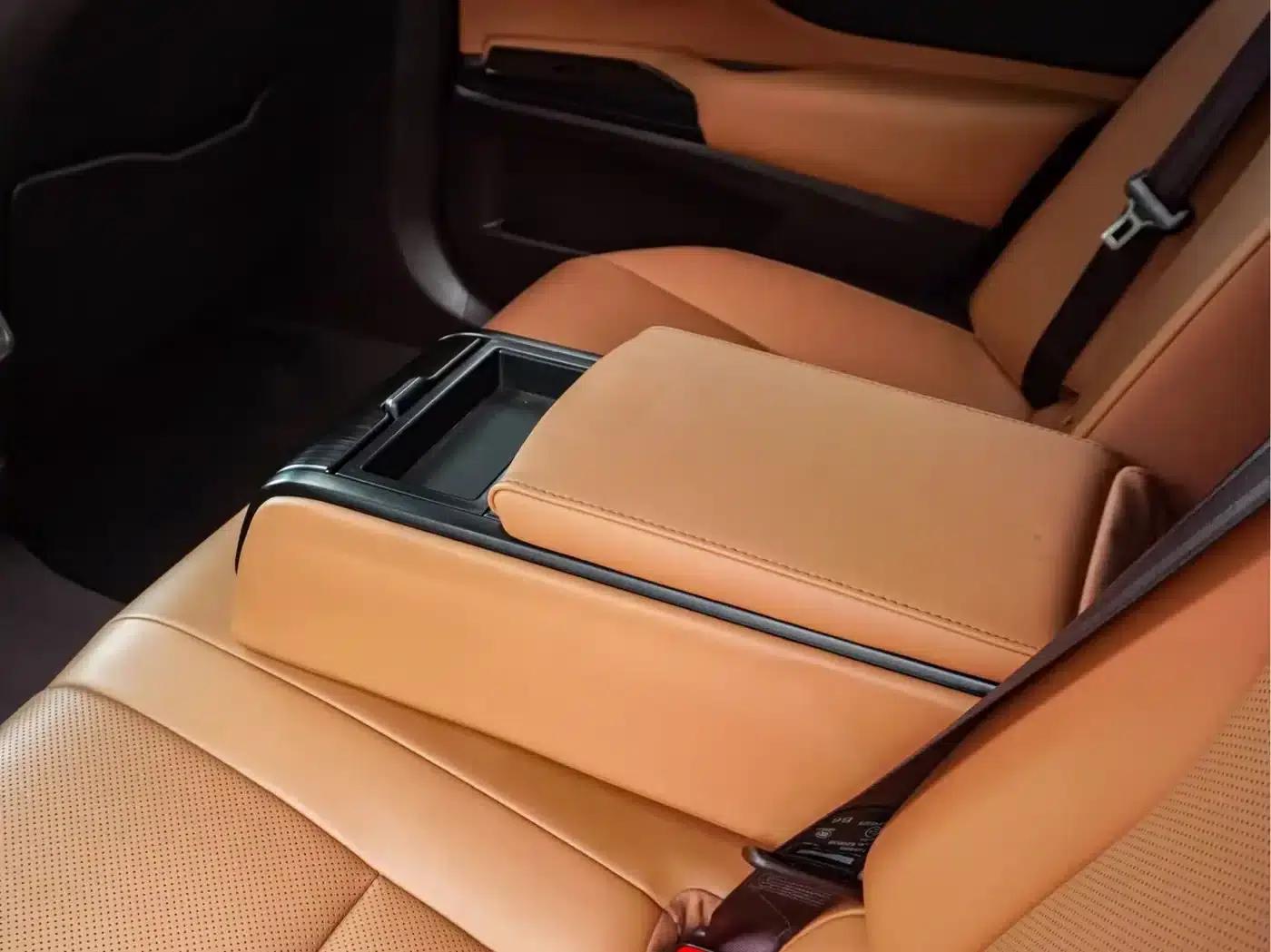 Lexus ES 2020 300h Premium Edition — миниатюра 19