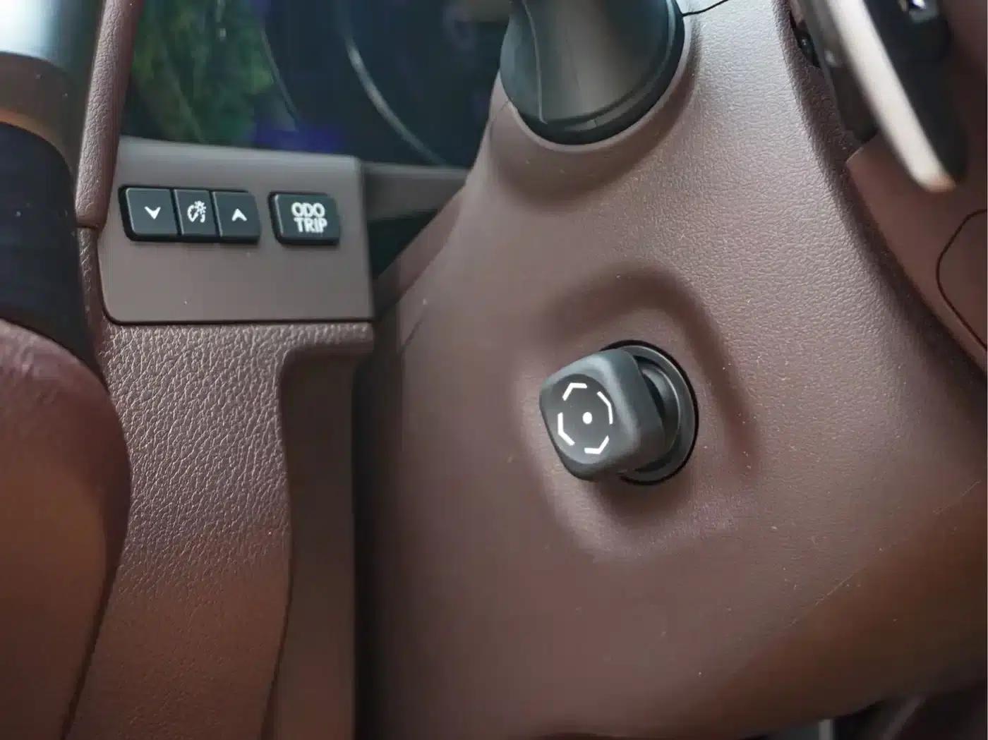 Lexus ES 2020 300h Premium Edition — миниатюра 21