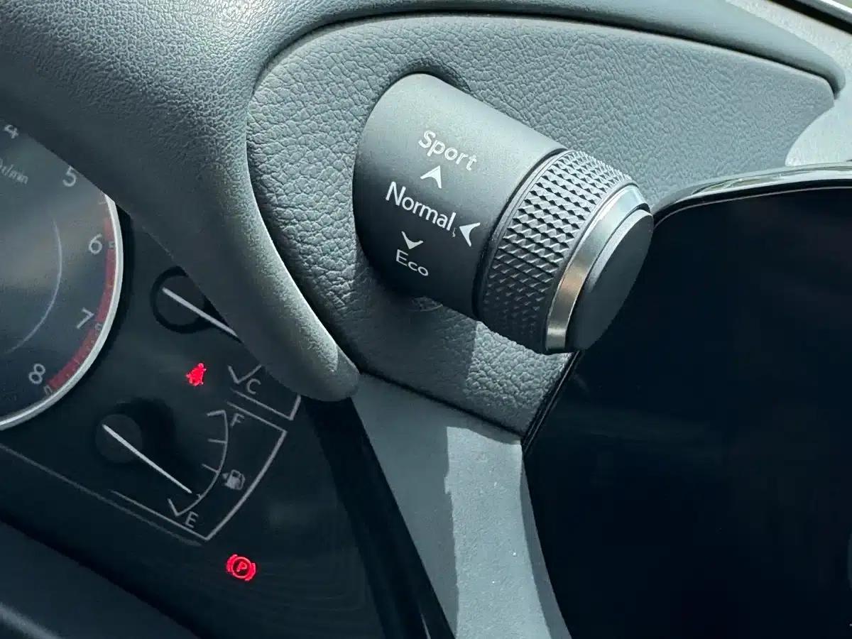 Lexus ES 2021 300h Premium Edition — миниатюра 13