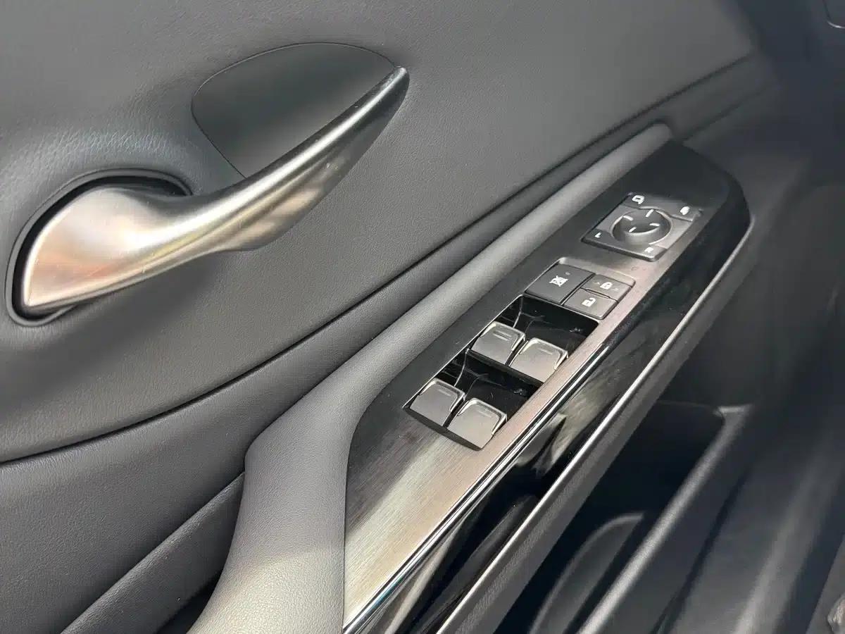 Lexus ES 2021 300h Premium Edition — миниатюра 15