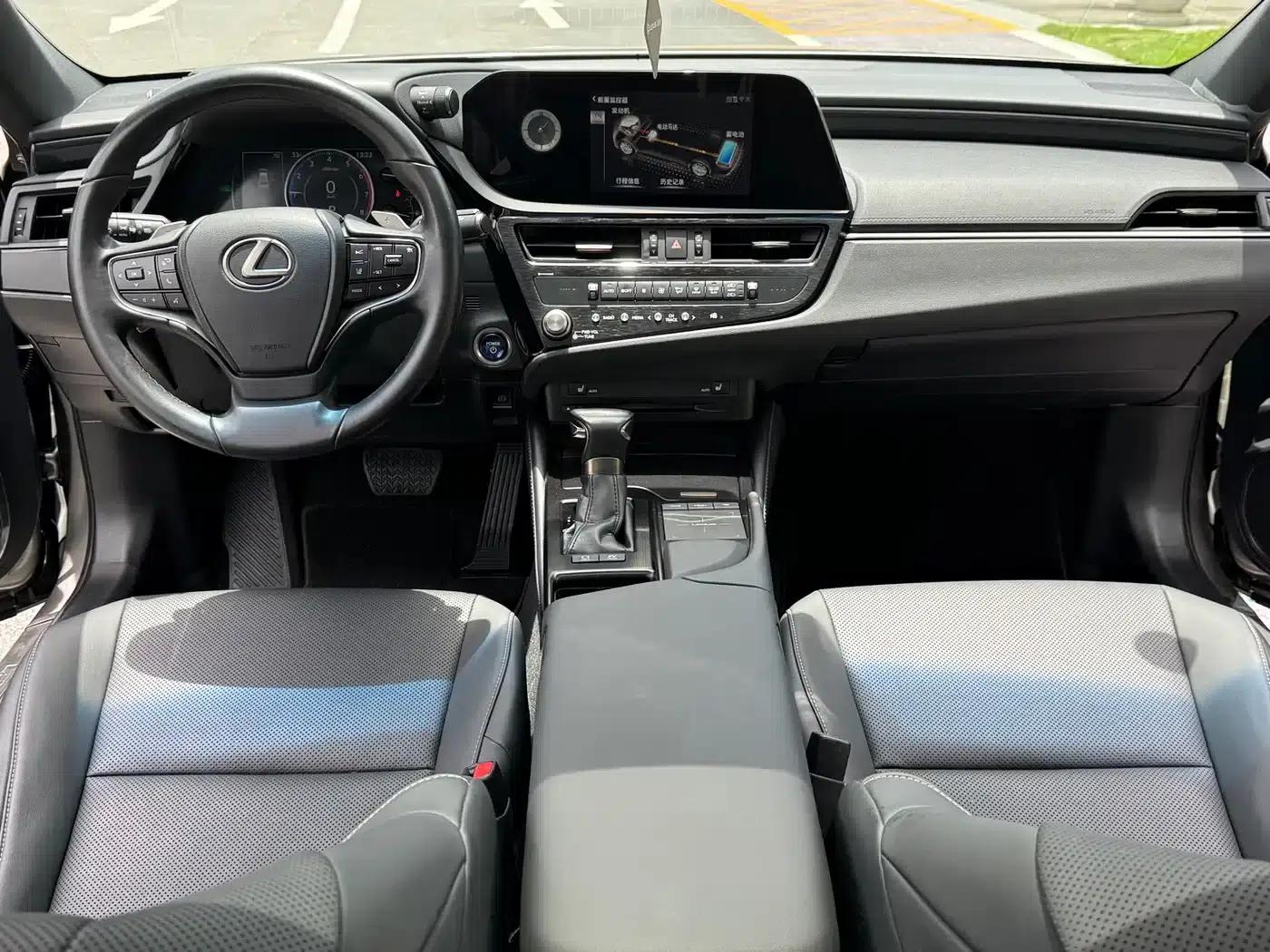 Lexus ES 2021 300h Premium Edition — миниатюра 6
