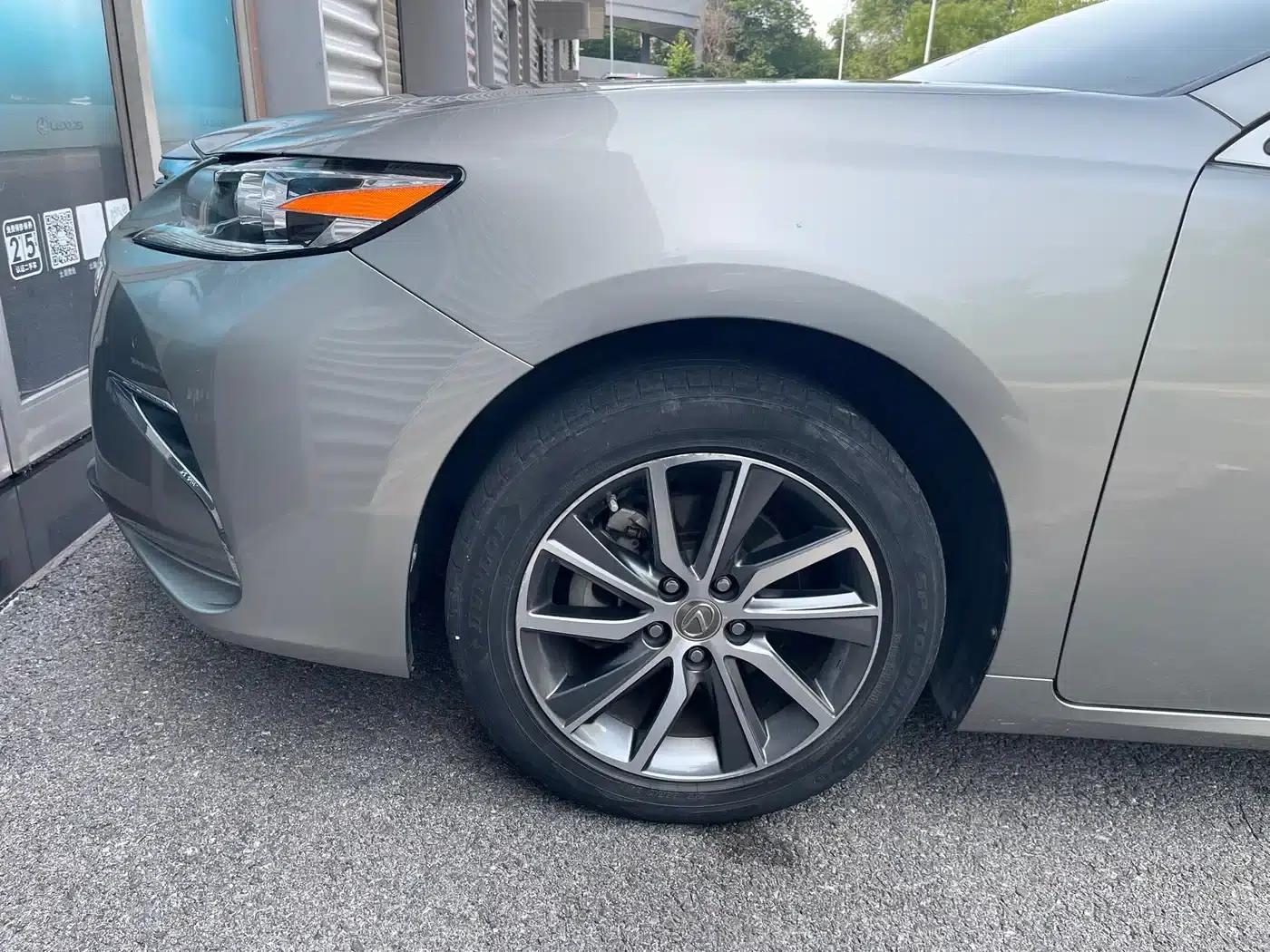 Lexus ES 2015 300h Comfort Edition — миниатюра 12