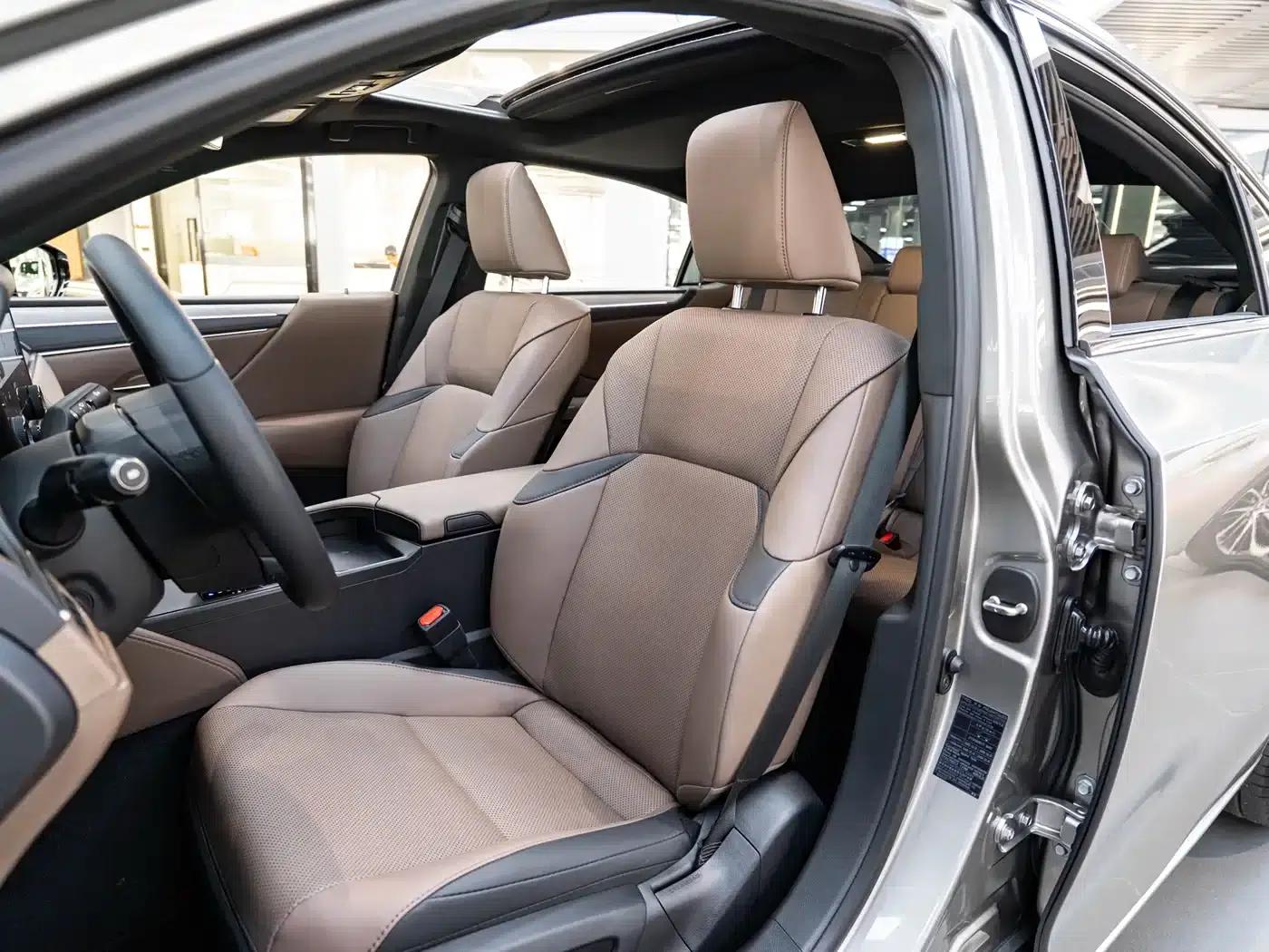 Lexus ES 2025 200 Premium Edition — миниатюра 11