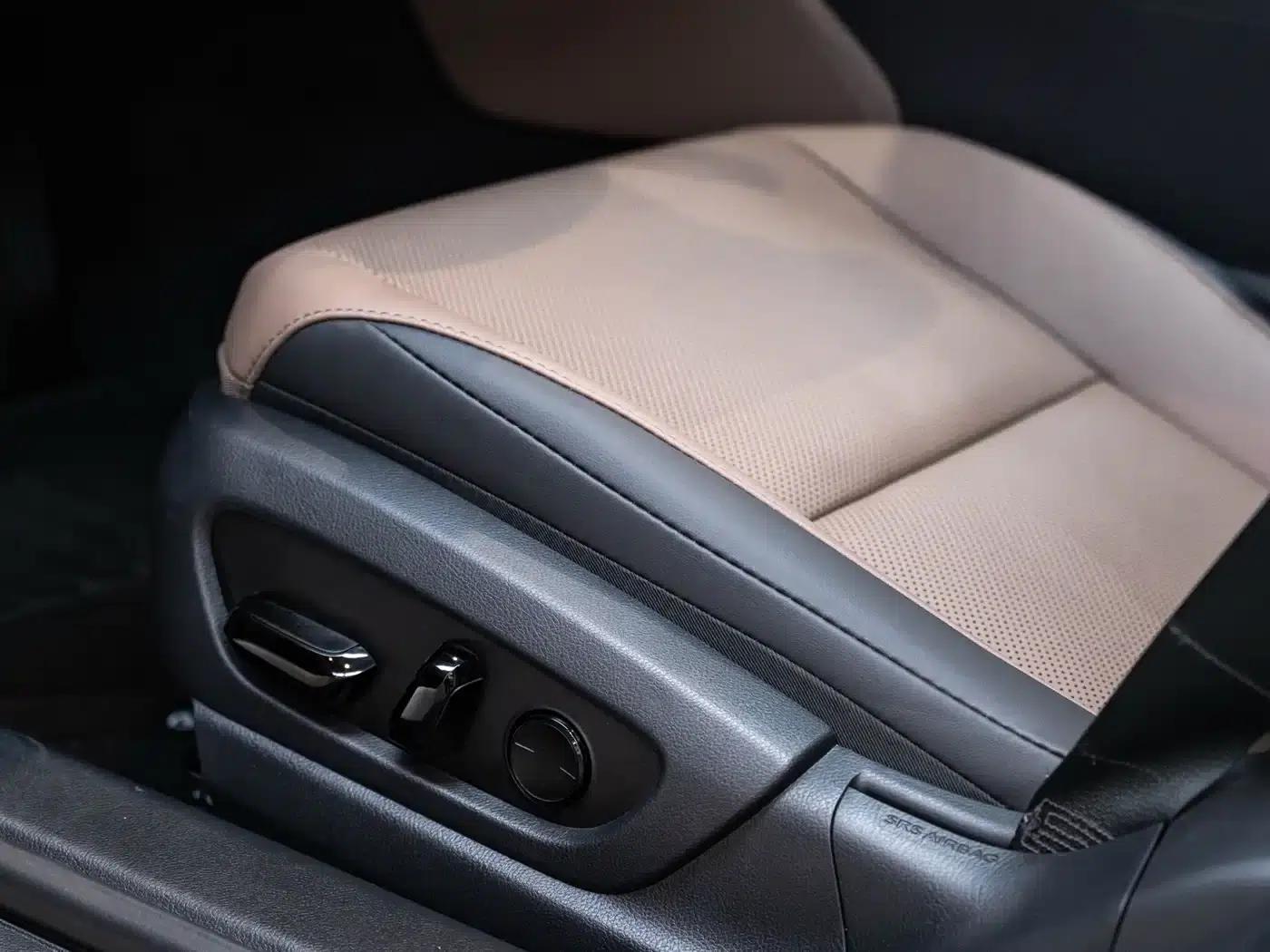 Lexus ES 2025 200 Premium Edition — миниатюра 19
