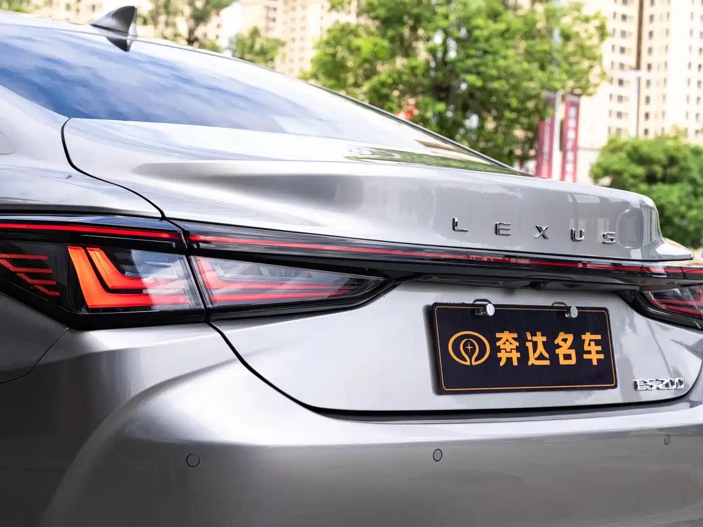 Lexus ES 2025 200 Premium Edition — миниатюра 7