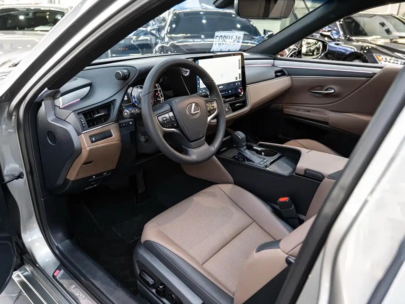 Lexus ES 2025 200 Premium Edition — миниатюра 9