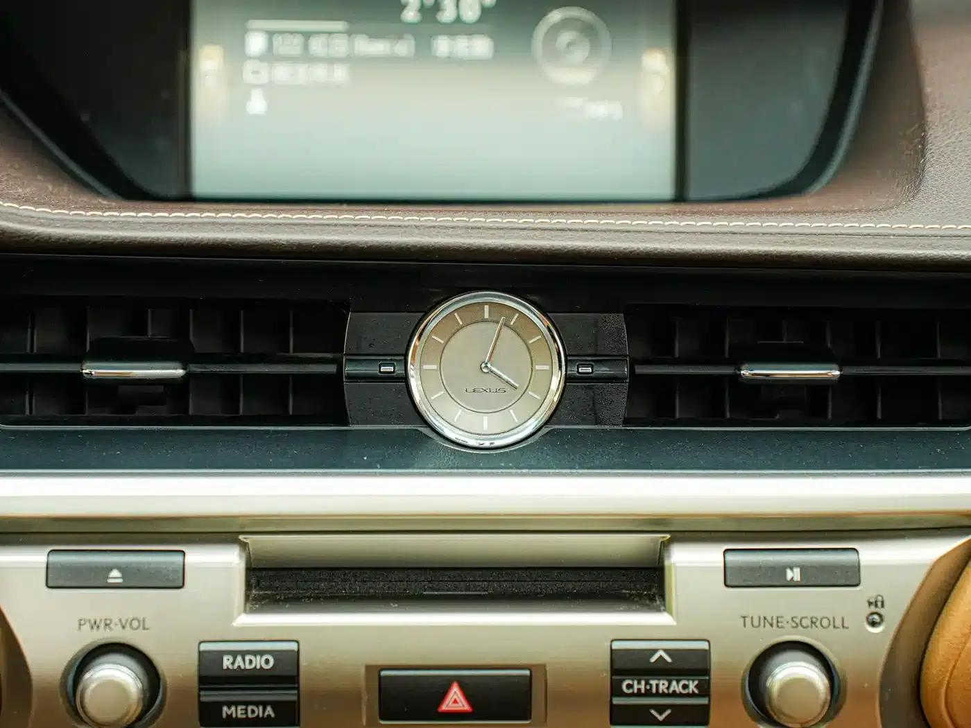 Lexus ES 2015 200 Elite Edition — миниатюра 18