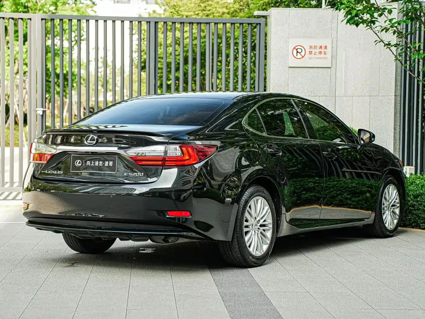 Lexus ES 2015 200 Elite Edition — миниатюра 4