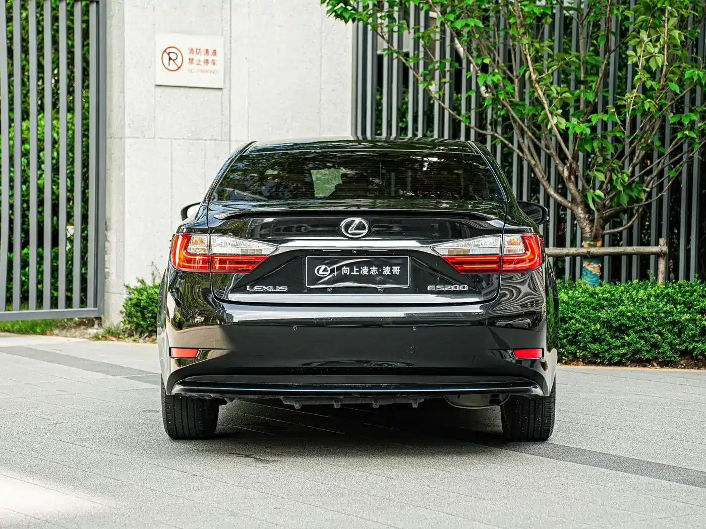 Lexus ES 2015 200 Elite Edition — миниатюра 5