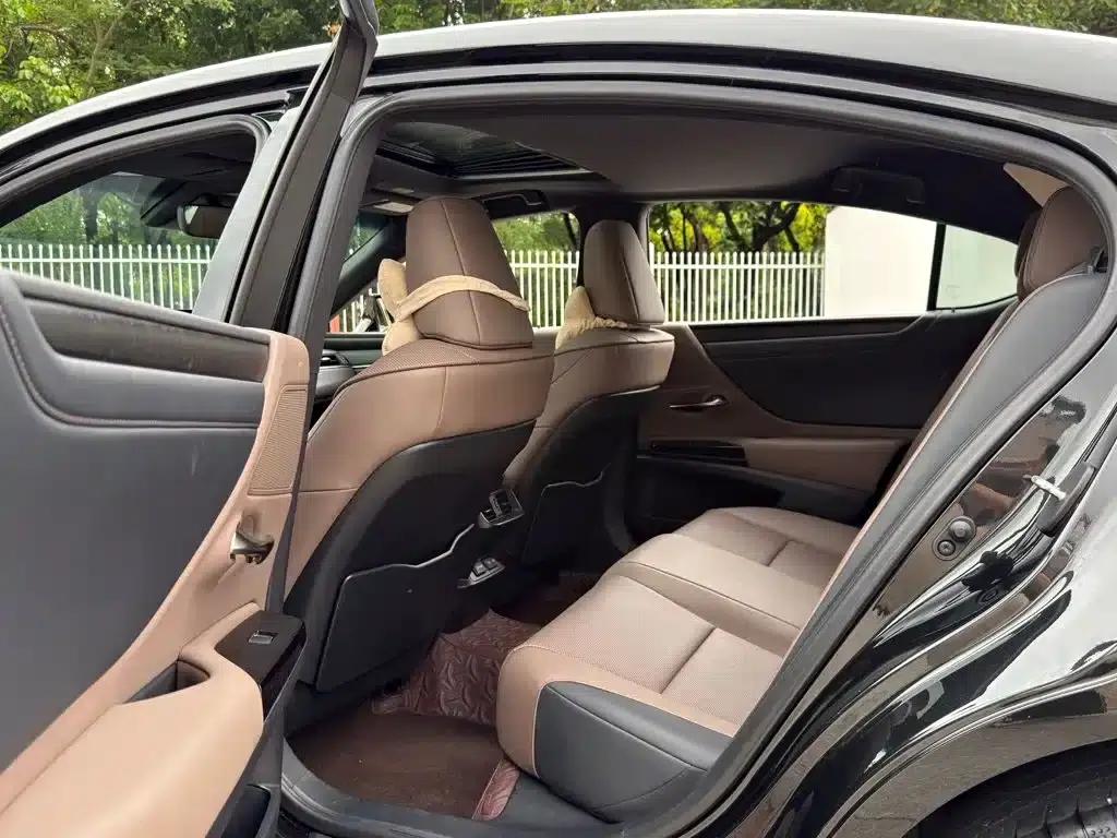 Lexus ES 2024 200 Premium Edition — миниатюра 5