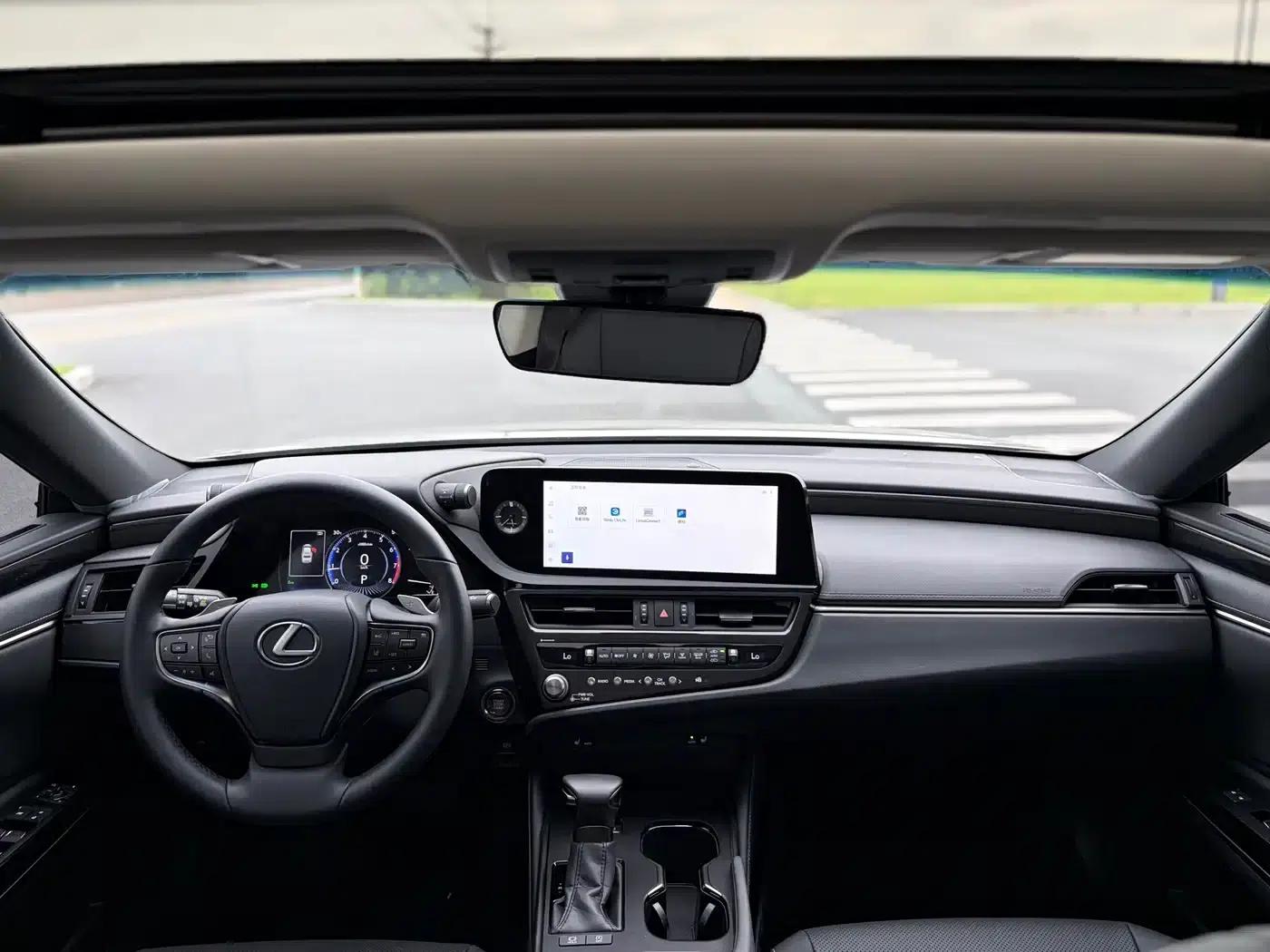 Lexus ES 2023 200 Premium Edition — миниатюра 12