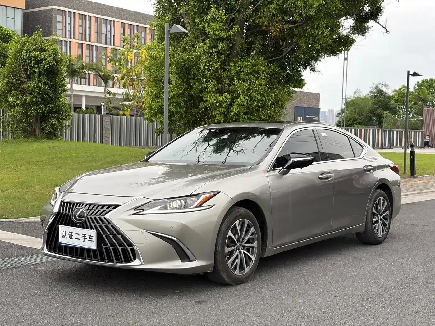 Lexus ES 2023 200 Premium Edition — миниатюра 21