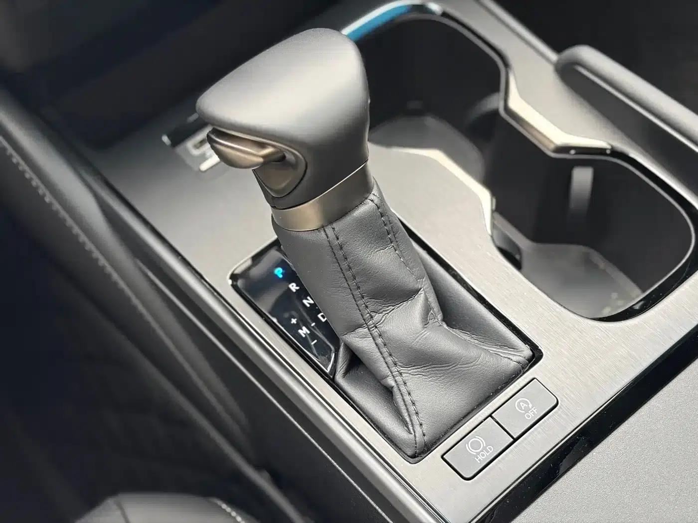 Lexus ES 2023 200 Premium Edition — миниатюра 9