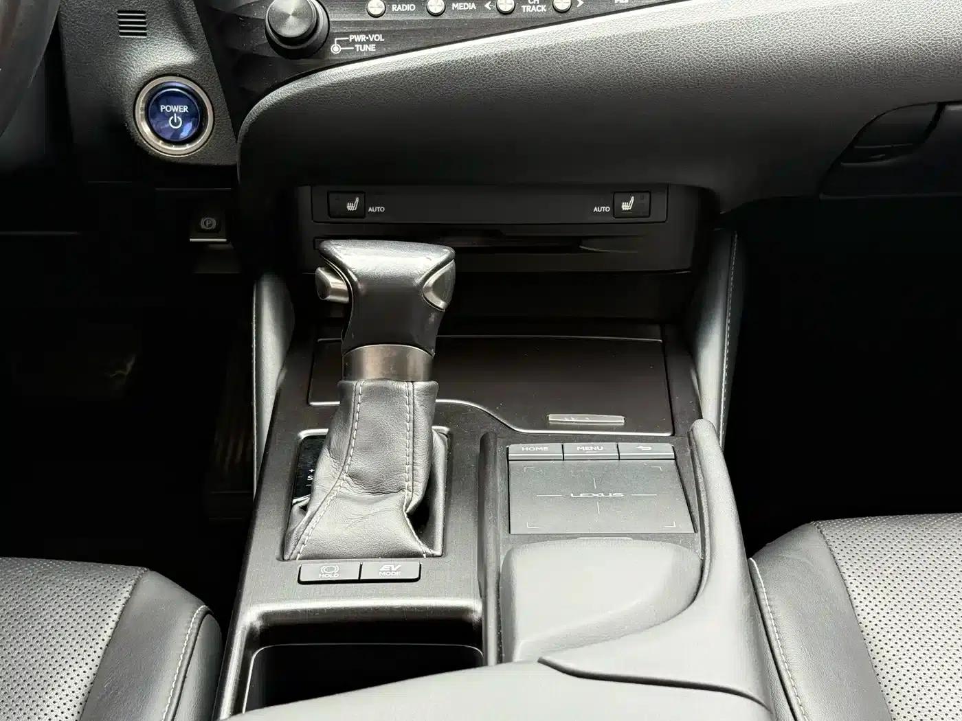 Lexus ES 2018 300h Premium Edition (China V emission standard) — миниатюра 13