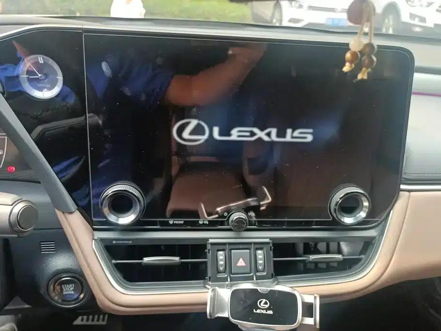 Lexus ES 2025 200 Premium Edition — миниатюра 13