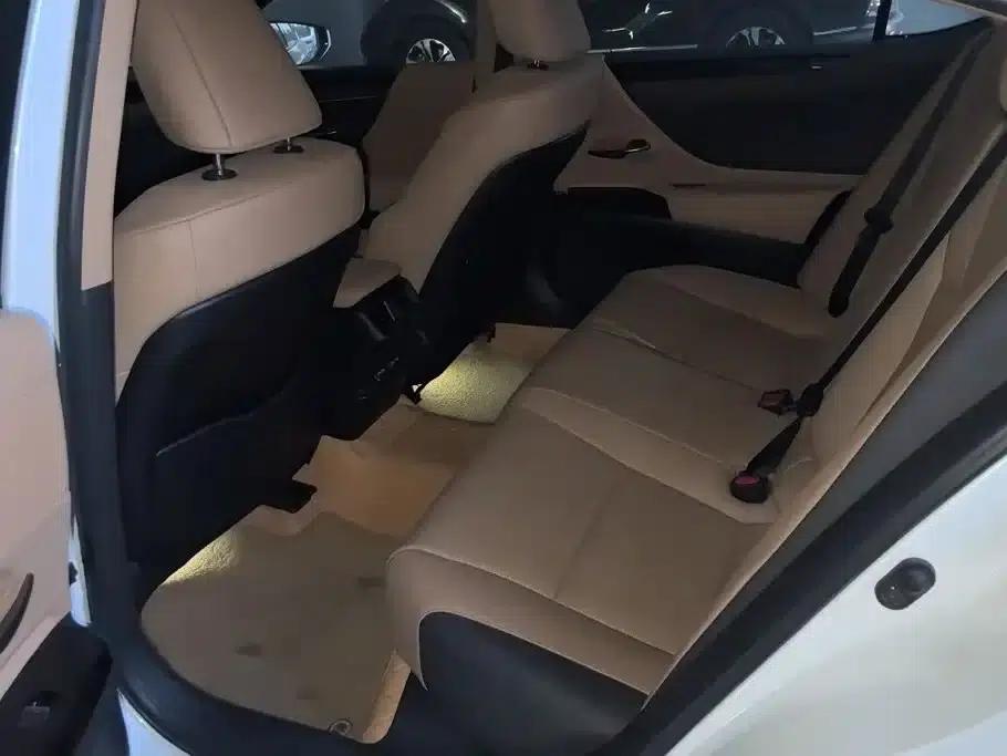 Lexus ES 2022 200 Premium Edition — миниатюра 11