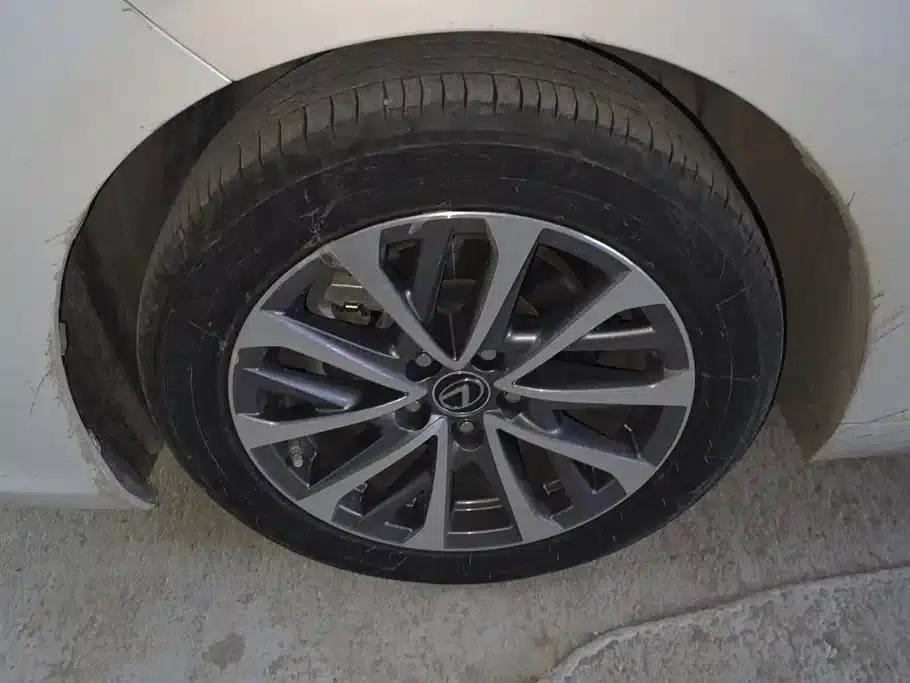 Lexus ES 2022 200 Premium Edition — миниатюра 6