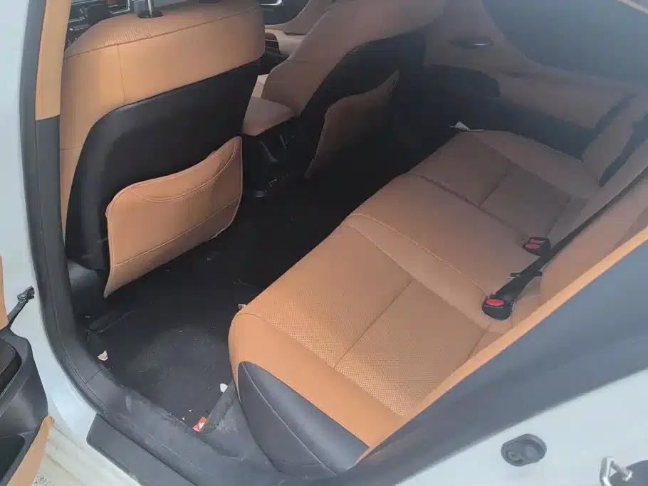 Lexus ES 2024 200 Premium Edition — миниатюра 11