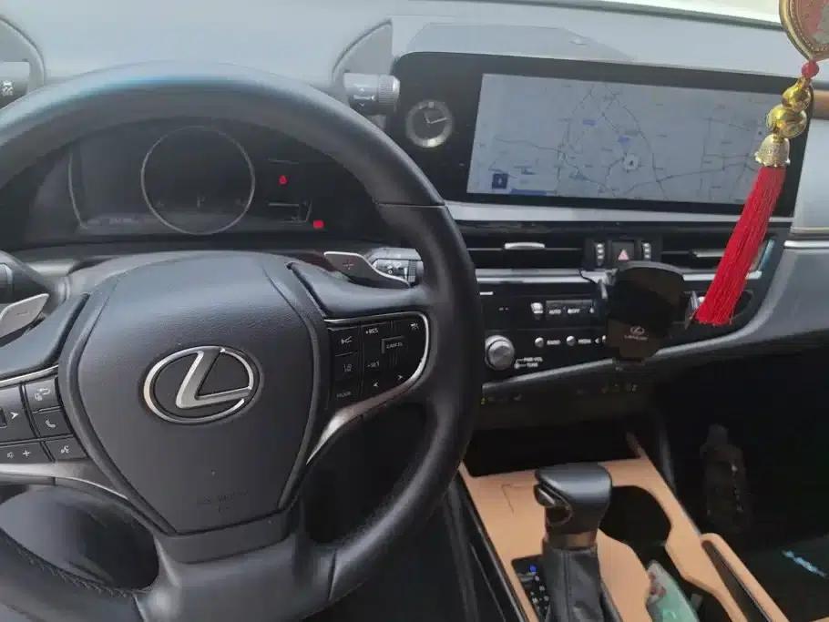 Lexus ES 2024 200 Premium Edition — миниатюра 12