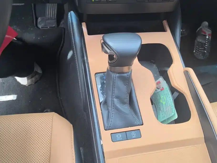Lexus ES 2024 200 Premium Edition — миниатюра 16
