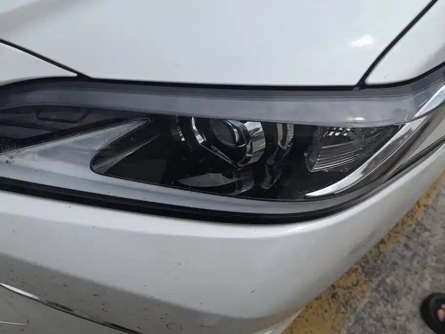 Lexus ES 2024 200 Premium Edition — миниатюра 5