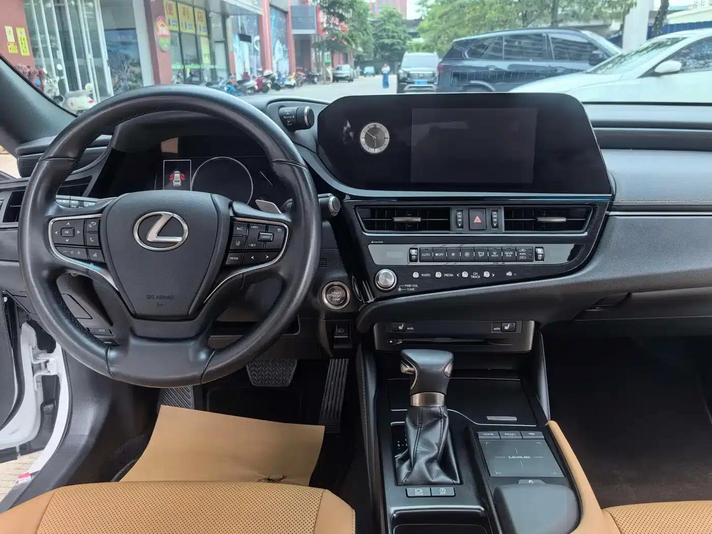 Lexus ES 2021 260 Premium Edition — миниатюра 12