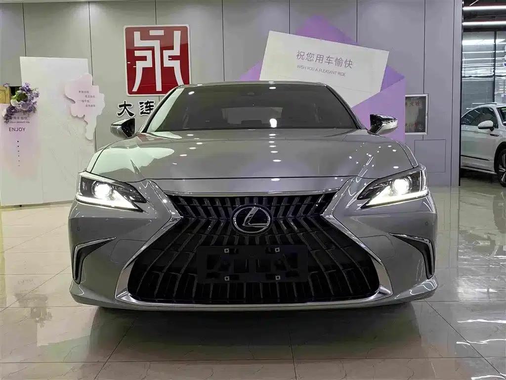 Lexus ES 2023 200 Premium Edition — миниатюра 2