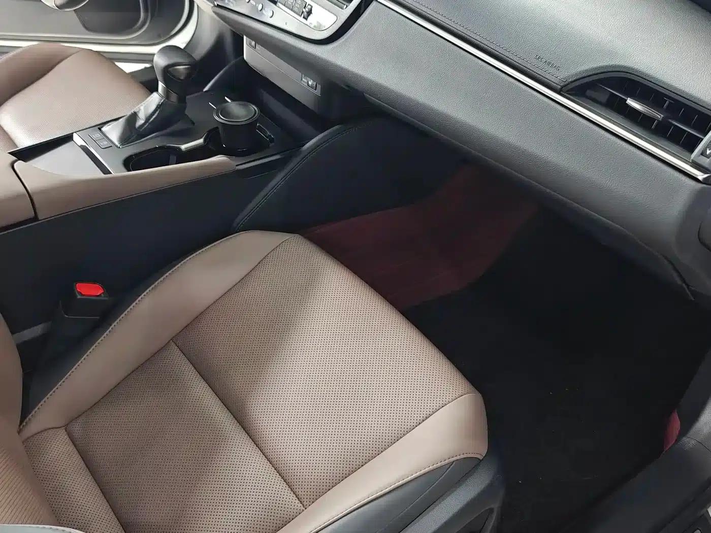 Lexus ES 2023 200 Premium Edition — миниатюра 11