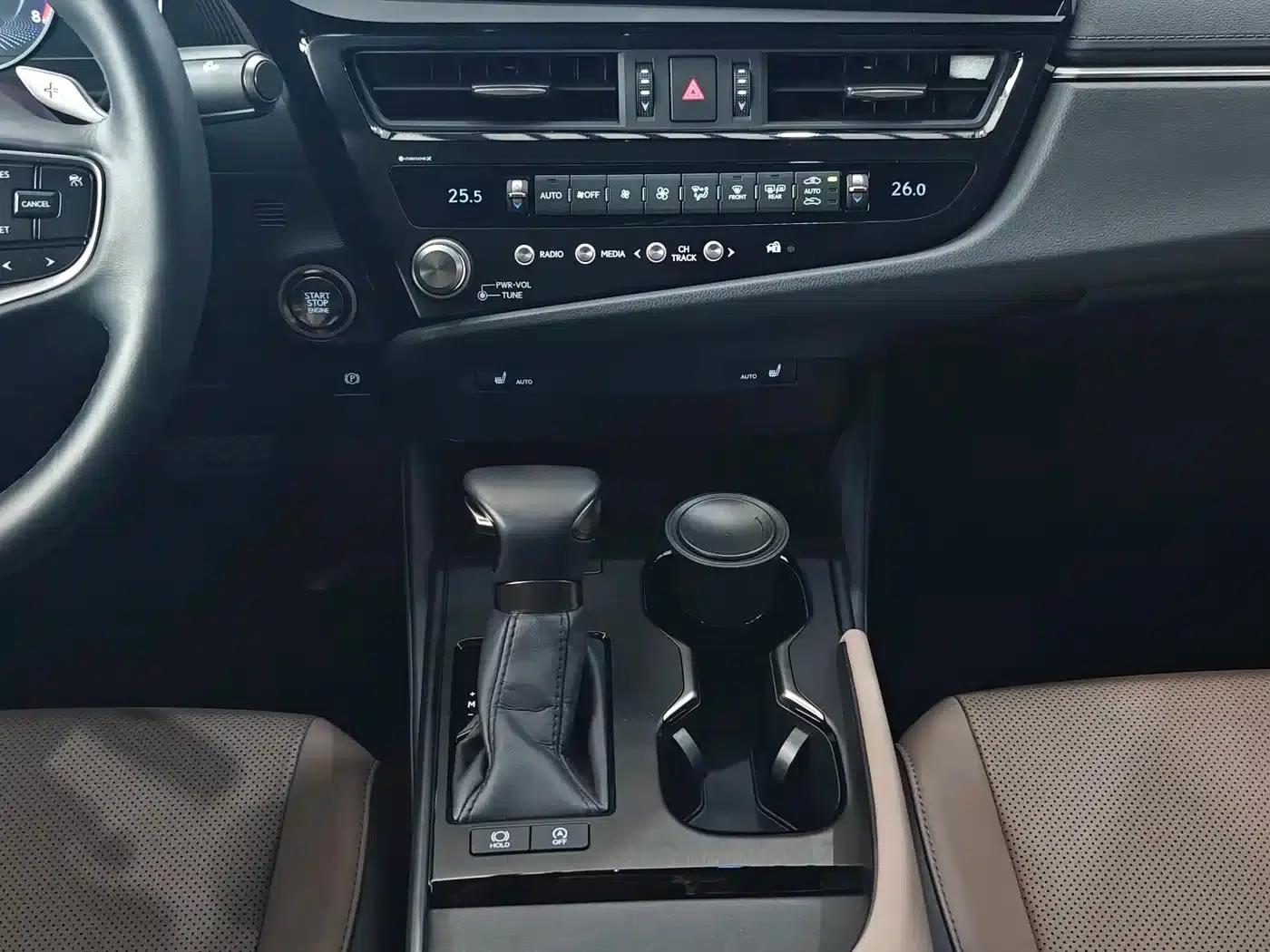 Lexus ES 2023 200 Premium Edition — миниатюра 10