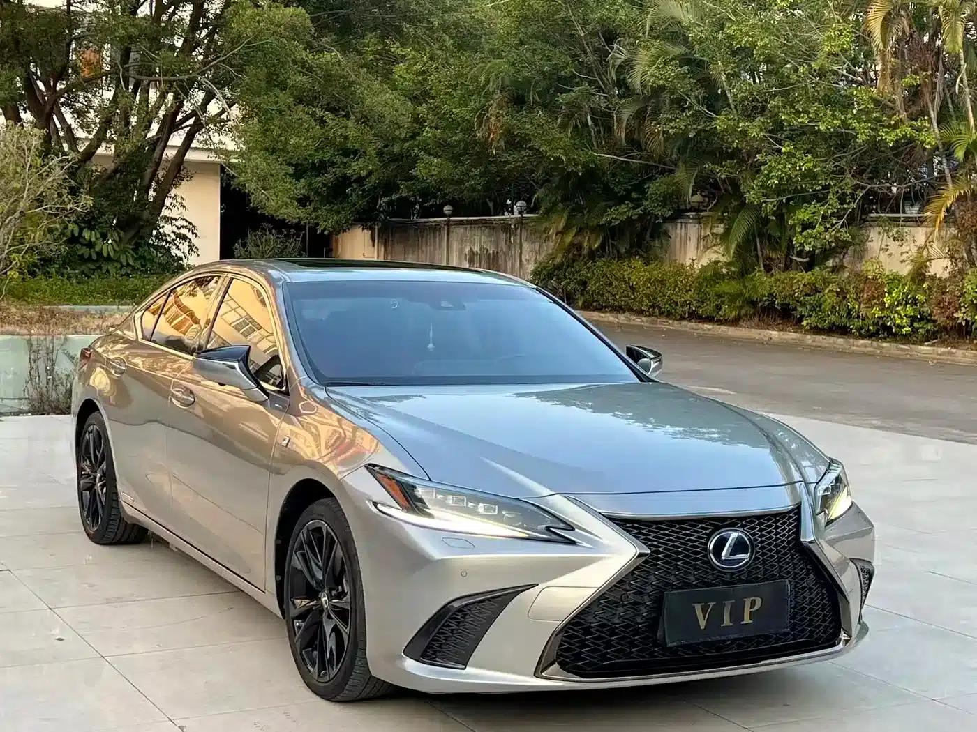 Lexus ES 2022 300h F SPORT — миниатюра 2