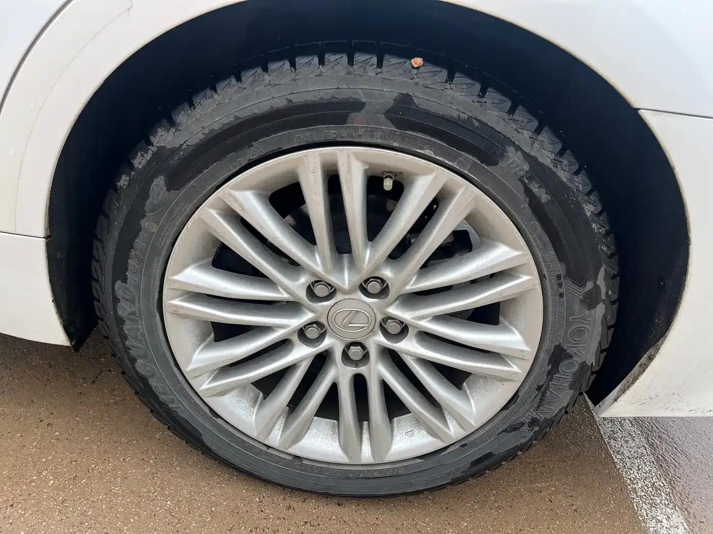 Lexus ES 2015 200 Comfort Edition — миниатюра 31
