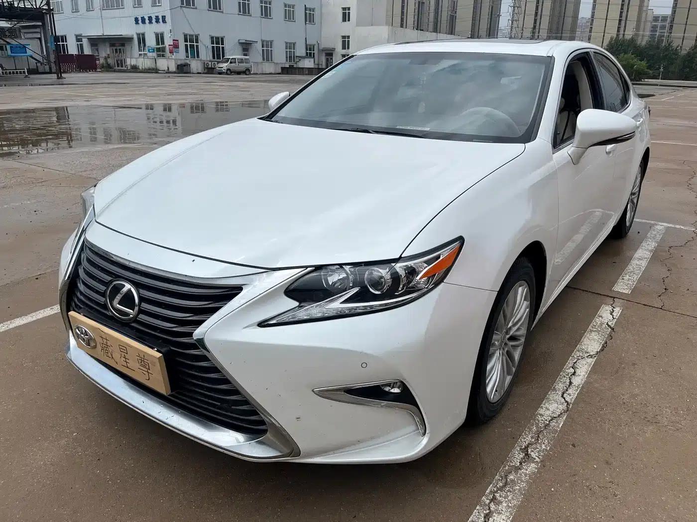 Lexus ES 2015 200 Comfort Edition — миниатюра 5