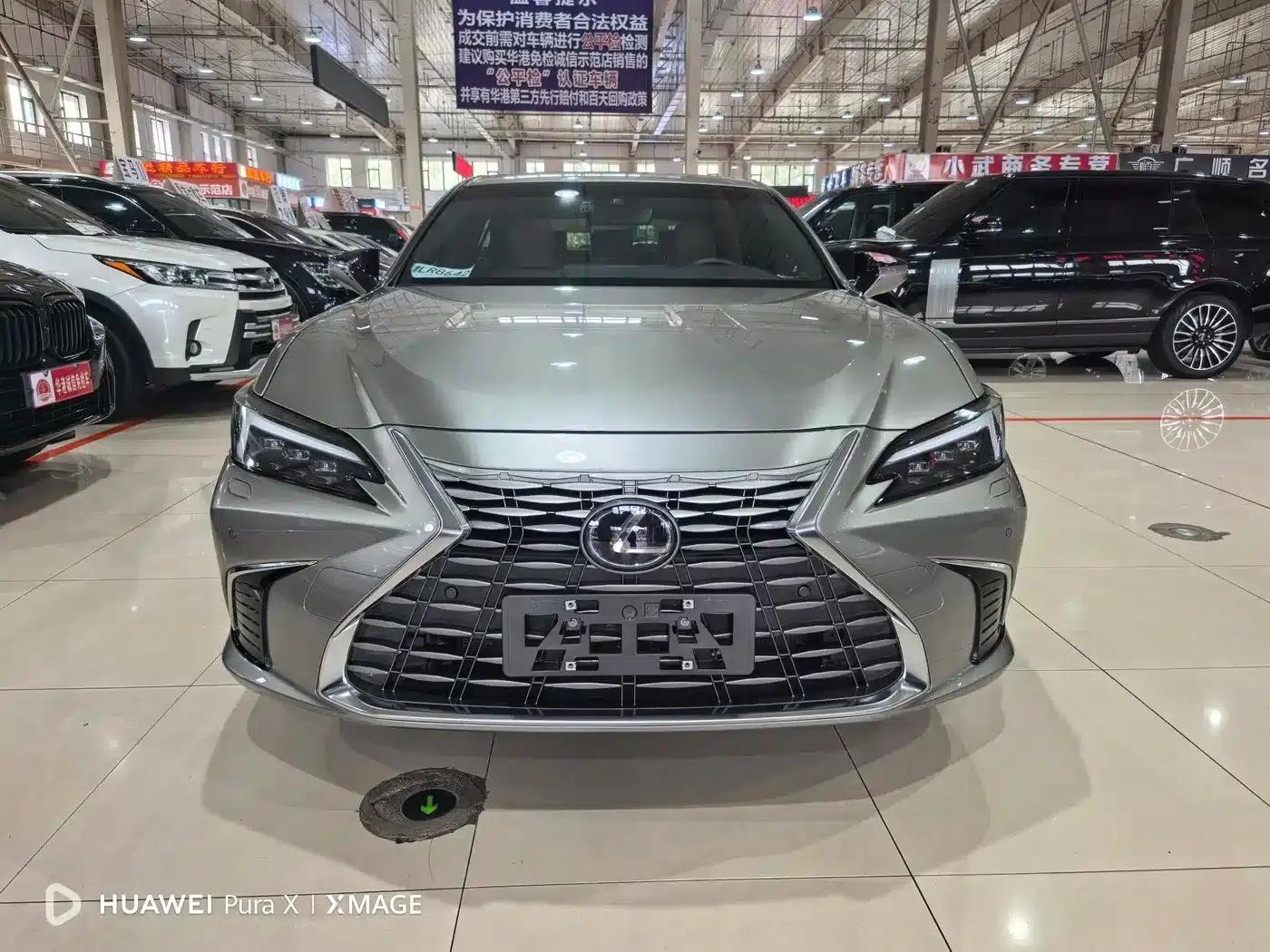 Lexus ES 2025 200 Premium Edition — миниатюра 2