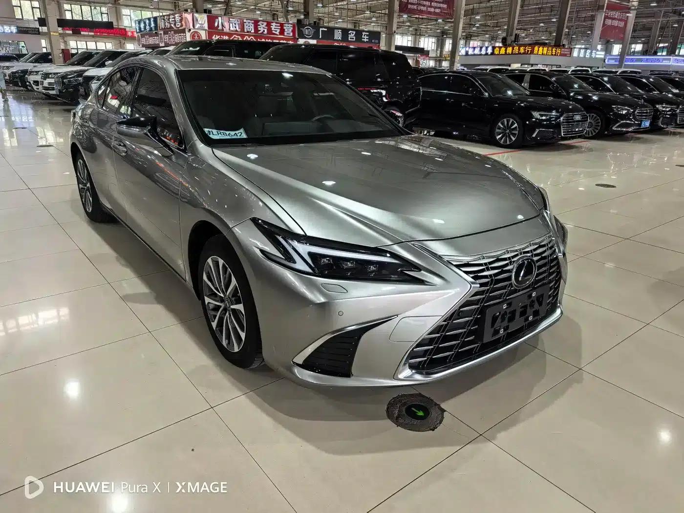 Lexus ES 2025 200 Premium Edition — миниатюра 3