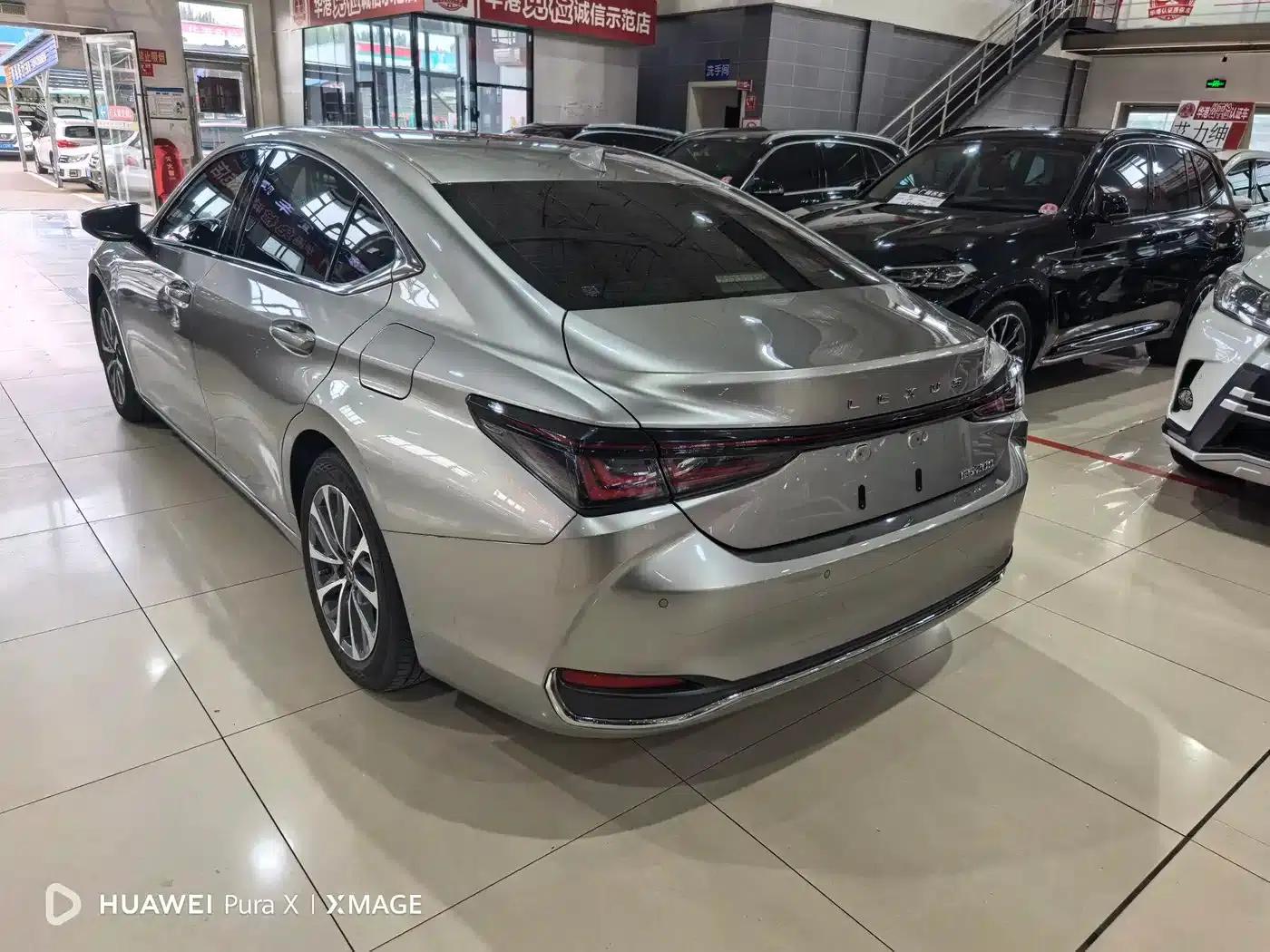 Lexus ES 2025 200 Premium Edition — миниатюра 7