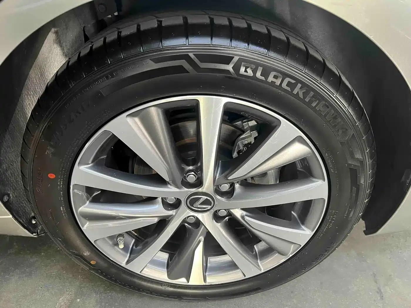 Lexus ES 2020 300h Premium Edition — миниатюра 17