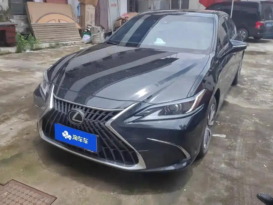 Lexus ES 2022 200 Premium Edition — миниатюра 1