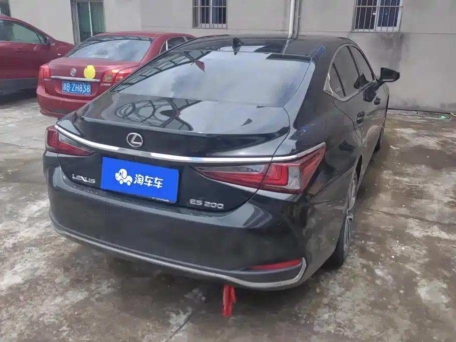 Lexus ES 2022 200 Premium Edition — миниатюра 3