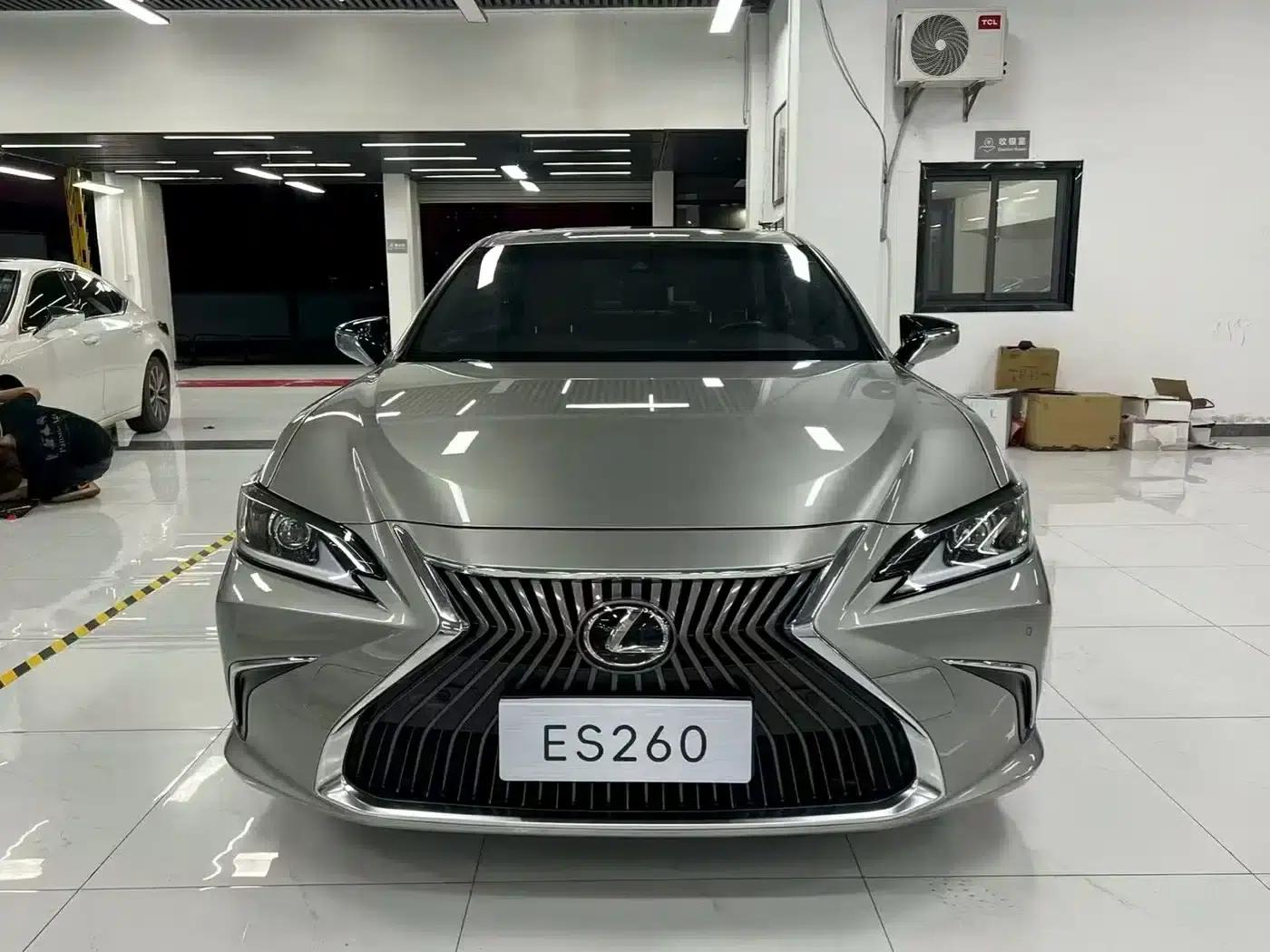 Lexus ES 2018 260 Premium Edition (China V Emission Standard) — миниатюра 2