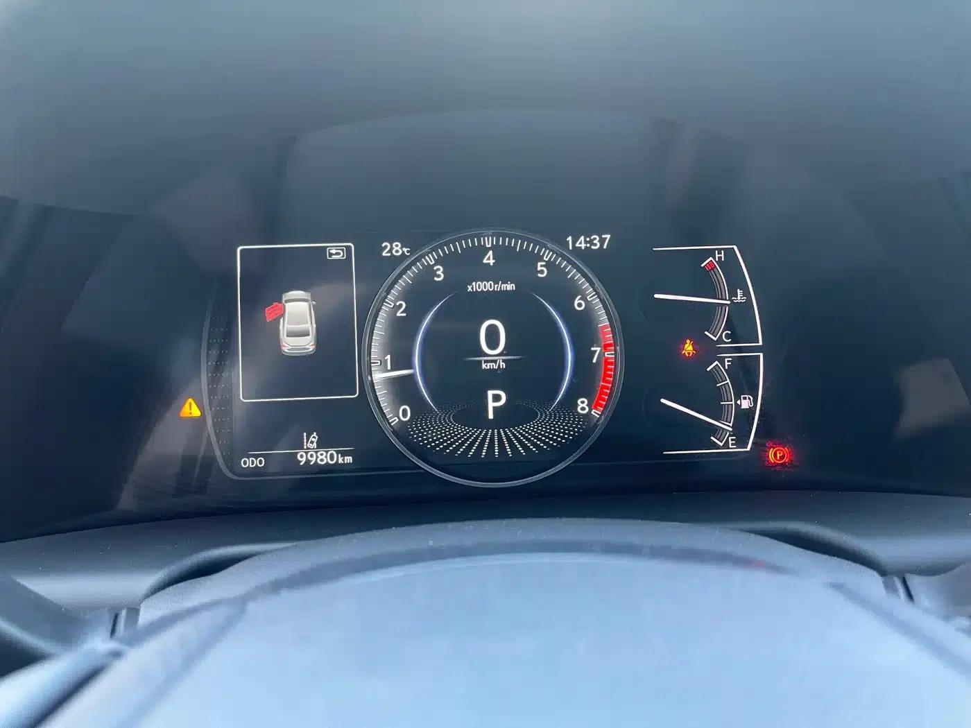 Lexus ES 2023 200 Premium Edition — миниатюра 5