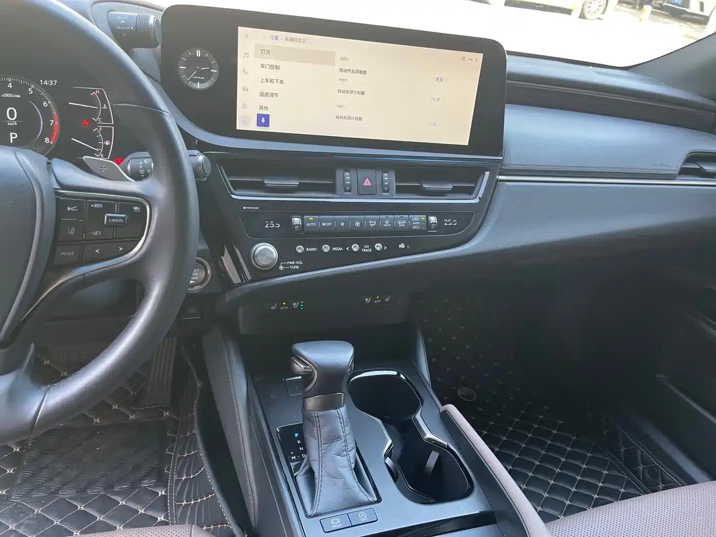 Lexus ES 2023 200 Premium Edition — миниатюра 6