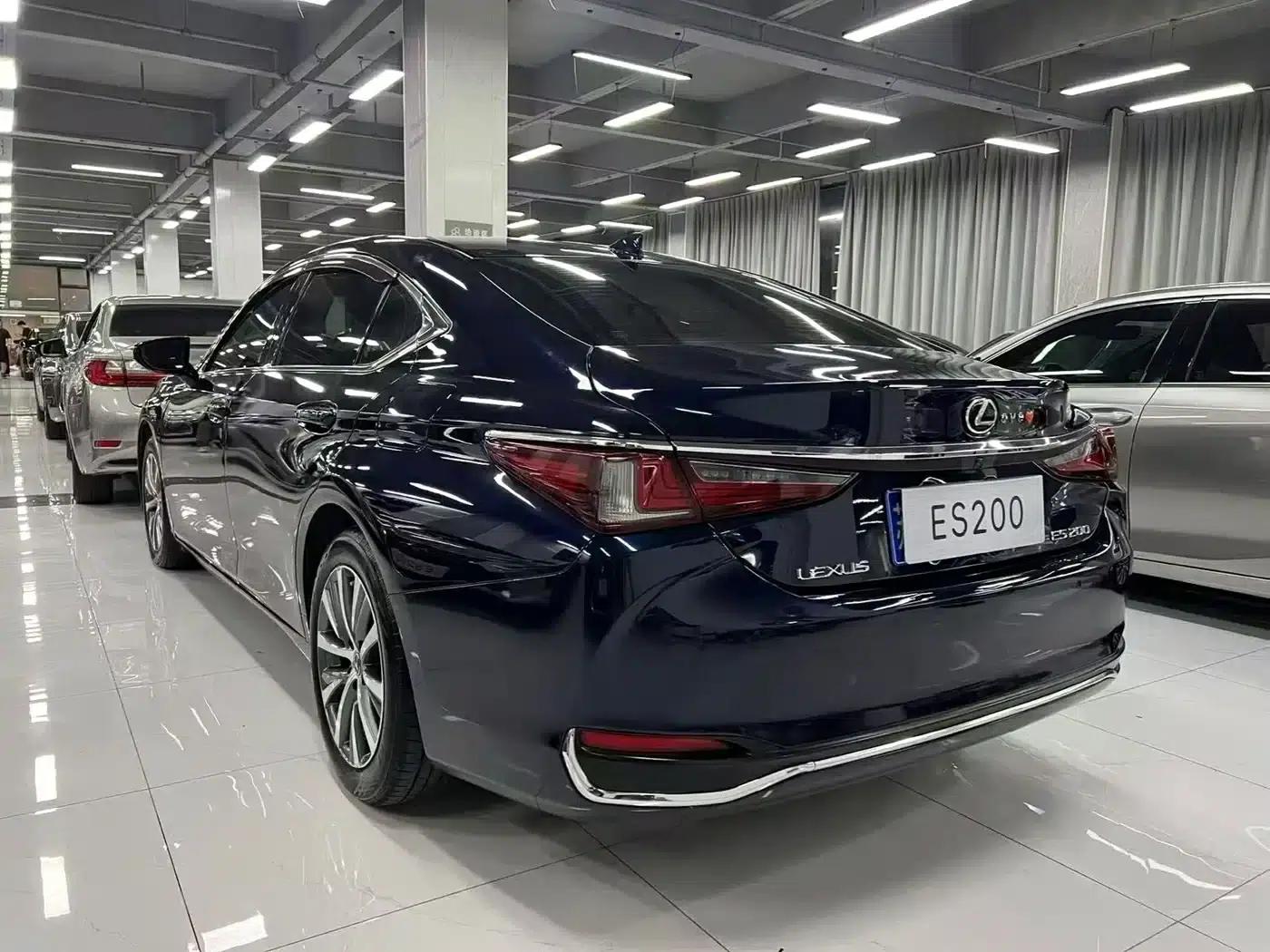 Lexus ES 2020 200 Excellence Edition — миниатюра 9