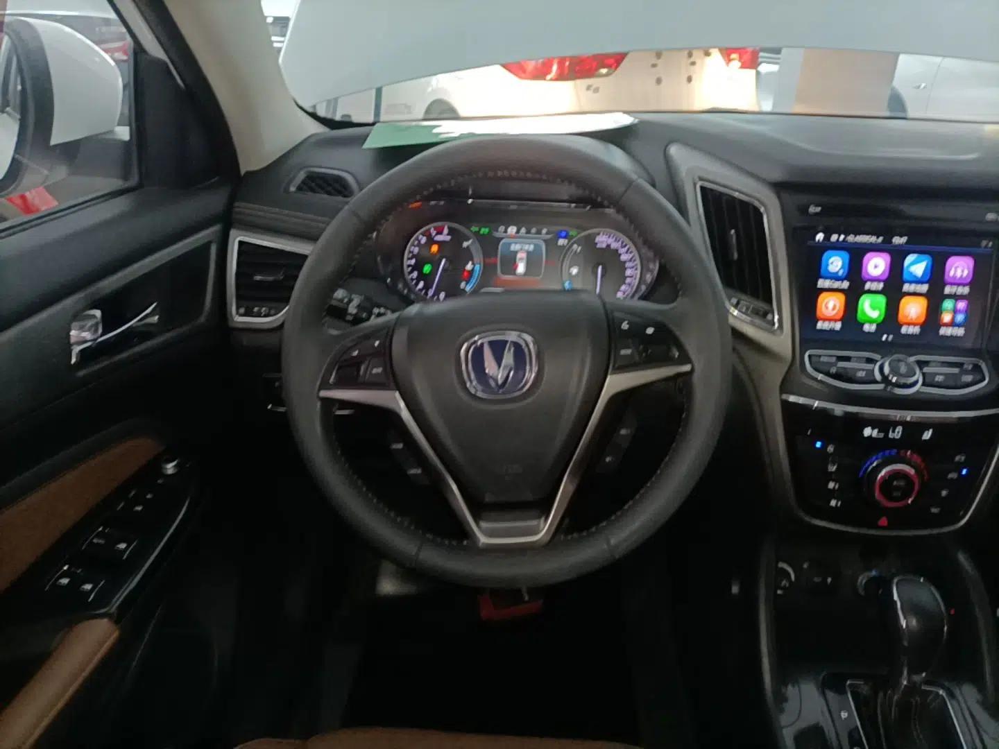 CHANGAN CS75 2017 Shangkui Edition 1.8T Automatic All-Wheel-Drive Elite Model — миниатюра 13