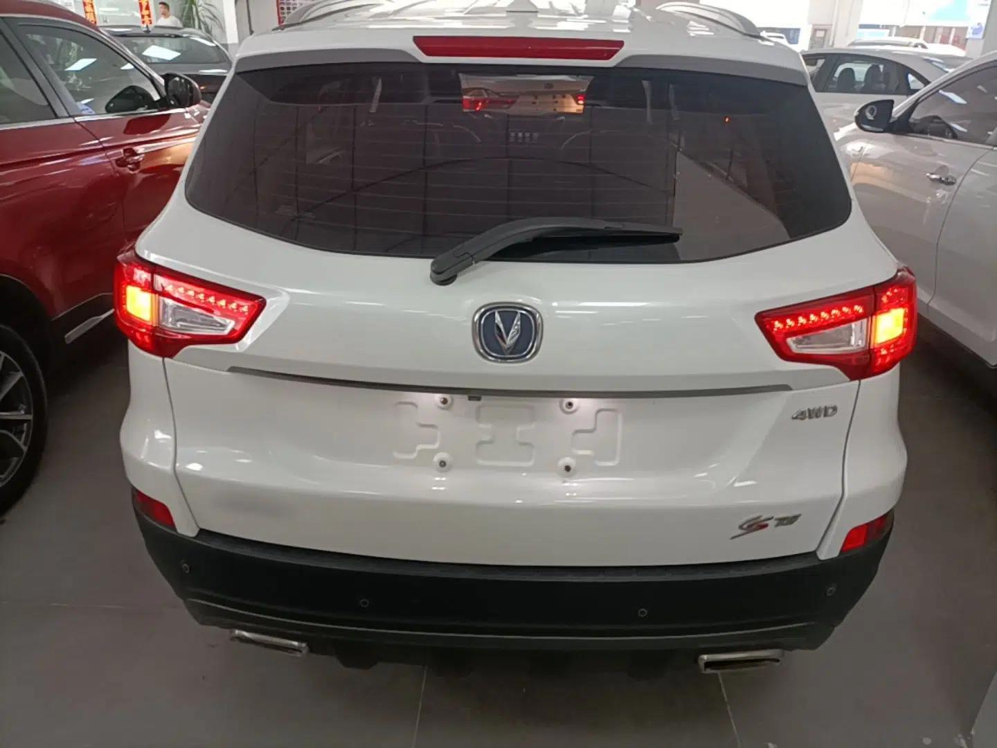 CHANGAN CS75 2017 Shangkui Edition 1.8T Automatic All-Wheel-Drive Elite Model — миниатюра 5
