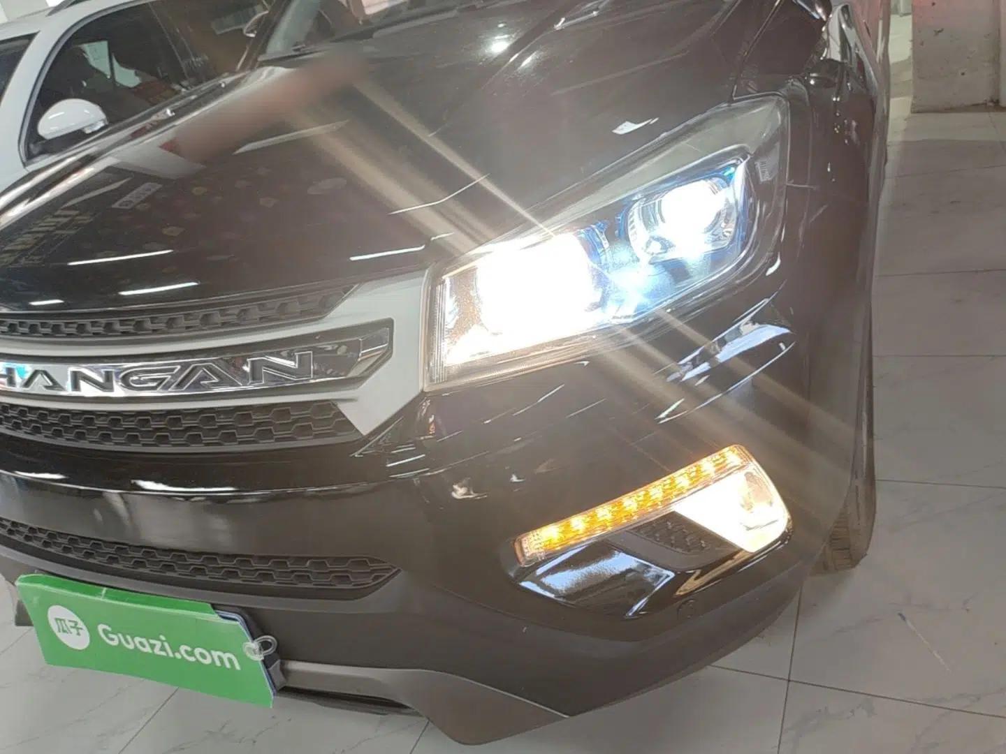 CHANGAN CS75 2017 Shangkui Edition 1.5T Automatic Fengxiang Model — миниатюра 8