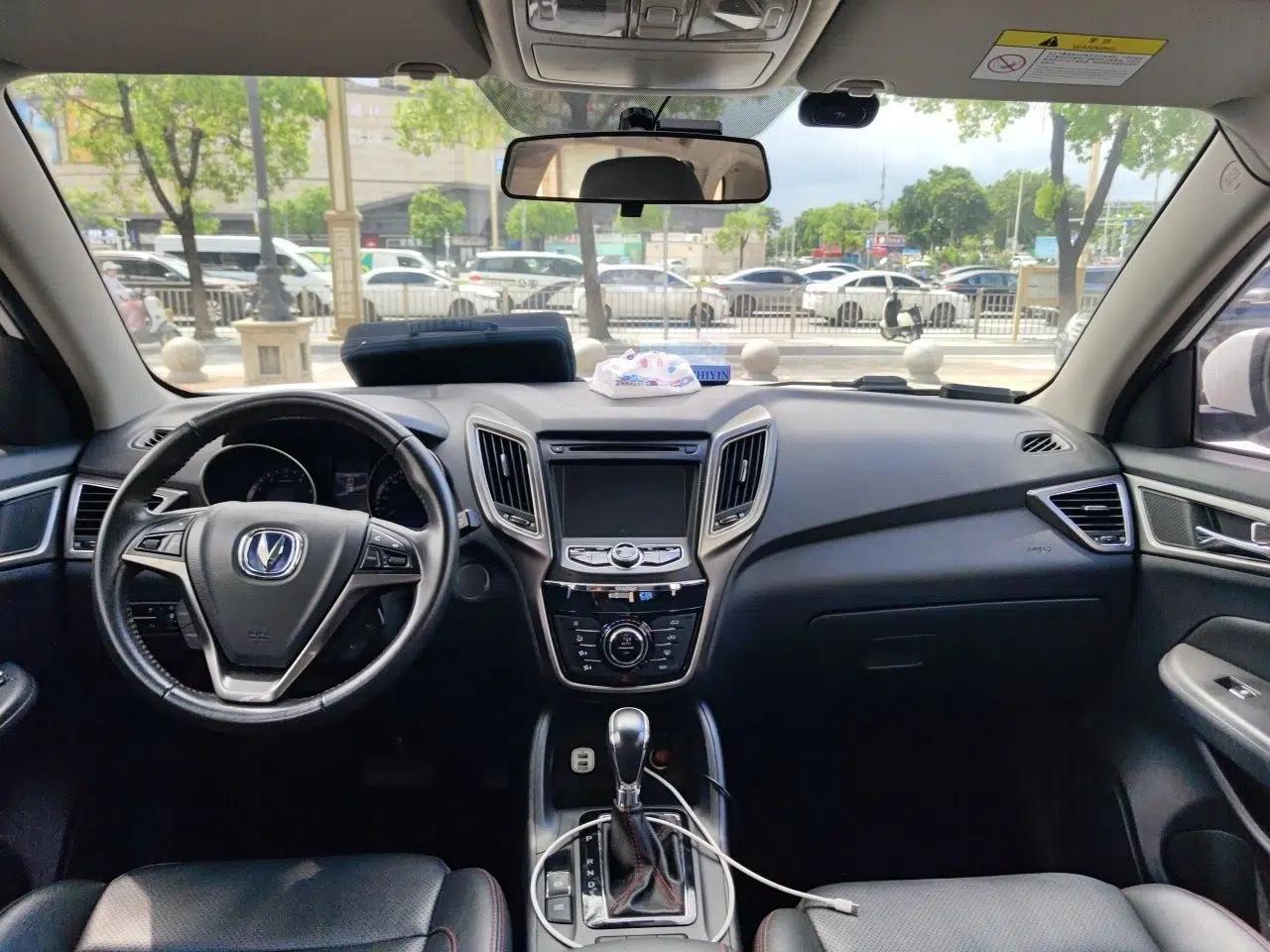 CHANGAN CS75 2015 1.8T Automatic All-Wheel Drive Elite Version China IV Standard — миниатюра 9