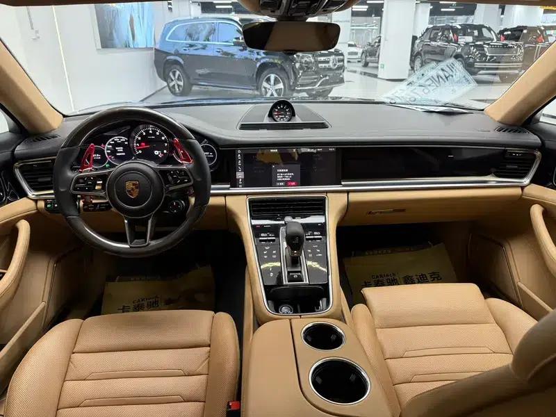 2017 Panamera 4 Executive Long Wheelbase 3.0T — миниатюра 20