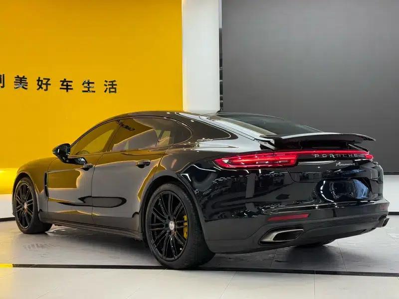2017 Panamera 4 Executive Long Wheelbase 3.0T — миниатюра 3